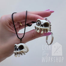 Load image into Gallery viewer, Medievil Skull pendant
